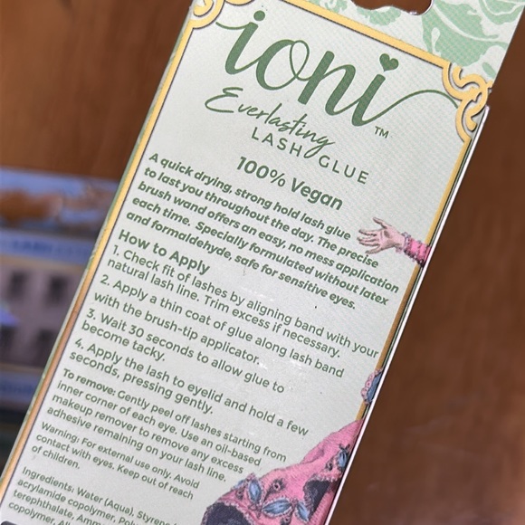 Ioni Makeup Free Lash Glue Set W A 25 Purchase Add To Bundle Poshmark